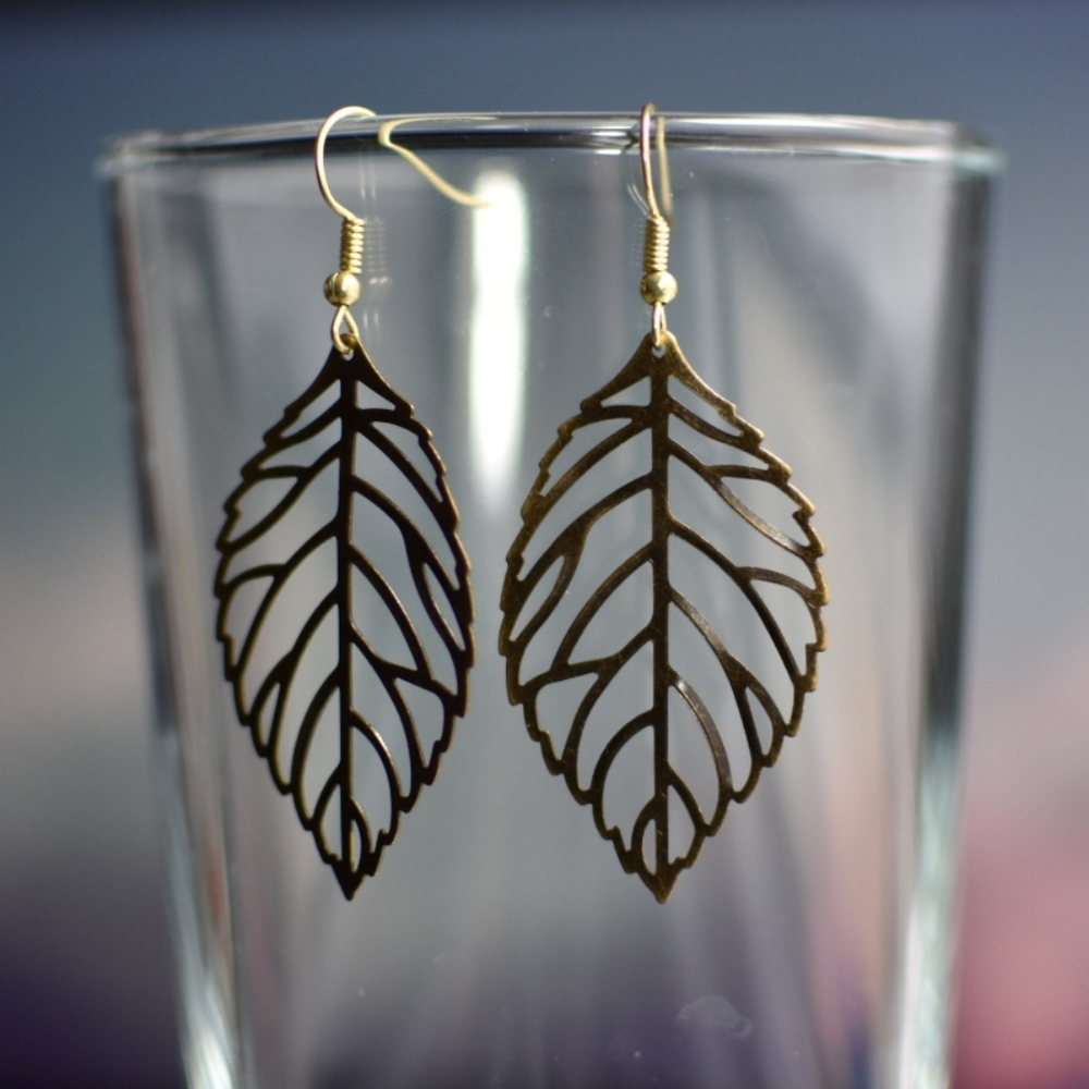 Leaf Earrings 🍁